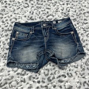 Cute jean shorts